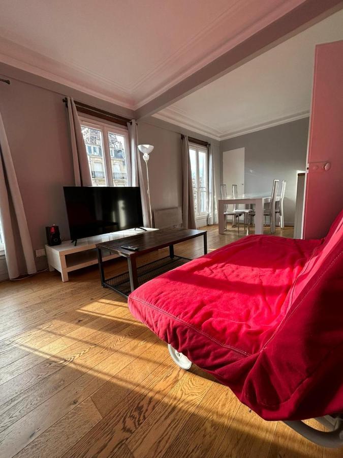 Luxurious 2 Bedroom Tour Eiffel Bourdonnais Free Netflix Paris Eksteriør billede